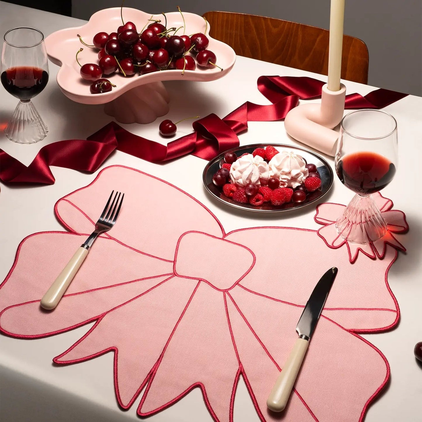 Coquette Bow Placemat Set
