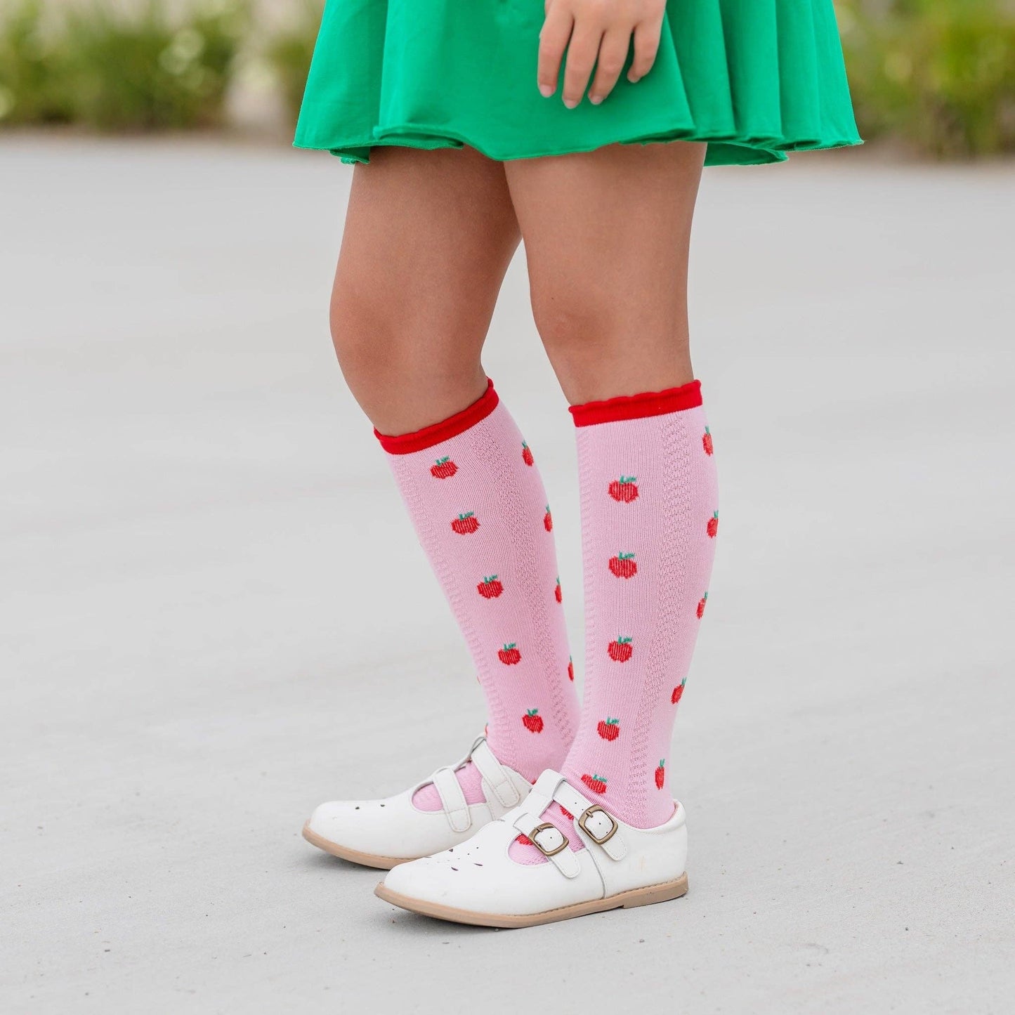 Apple Scalloped Knee High Socks