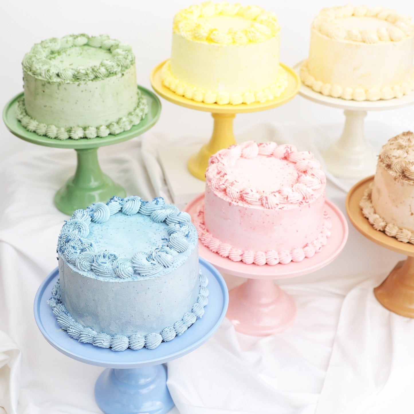 Large Daisy Yellow Melamine Cake Stand