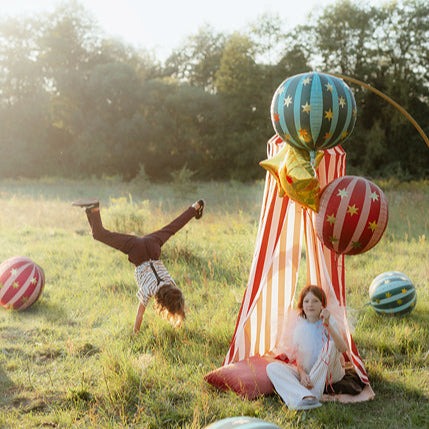 Red Starry Ball Foil Balloon