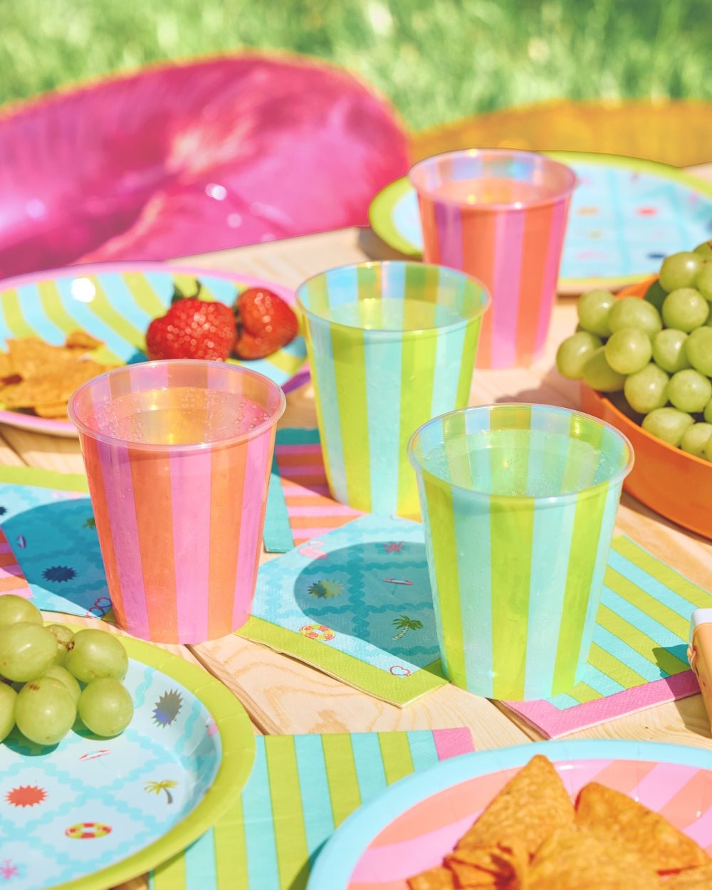 Neon Stripe Iridescent Plastic Cups