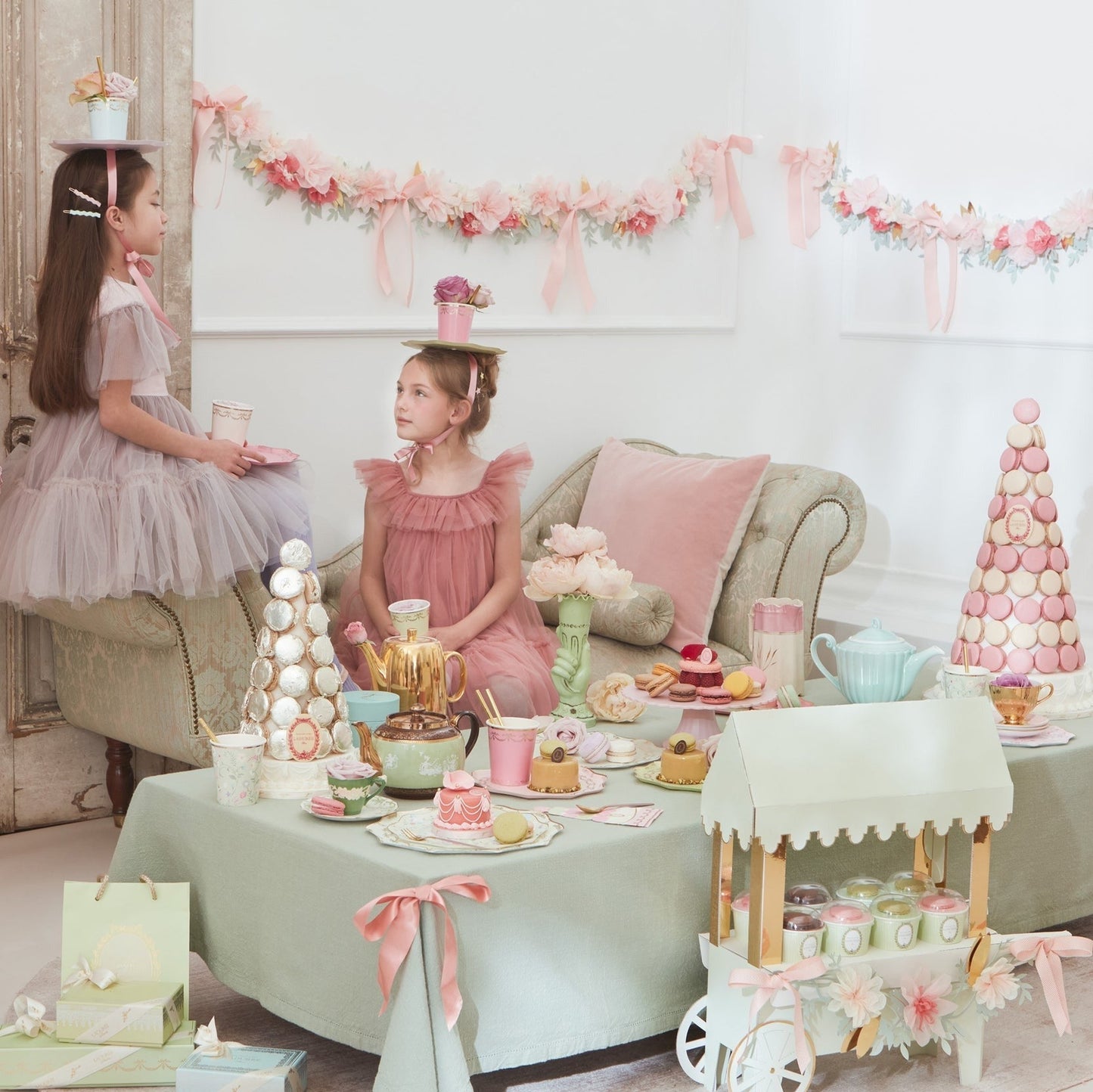 Meri Meri X Laduree Paris Floral Garland