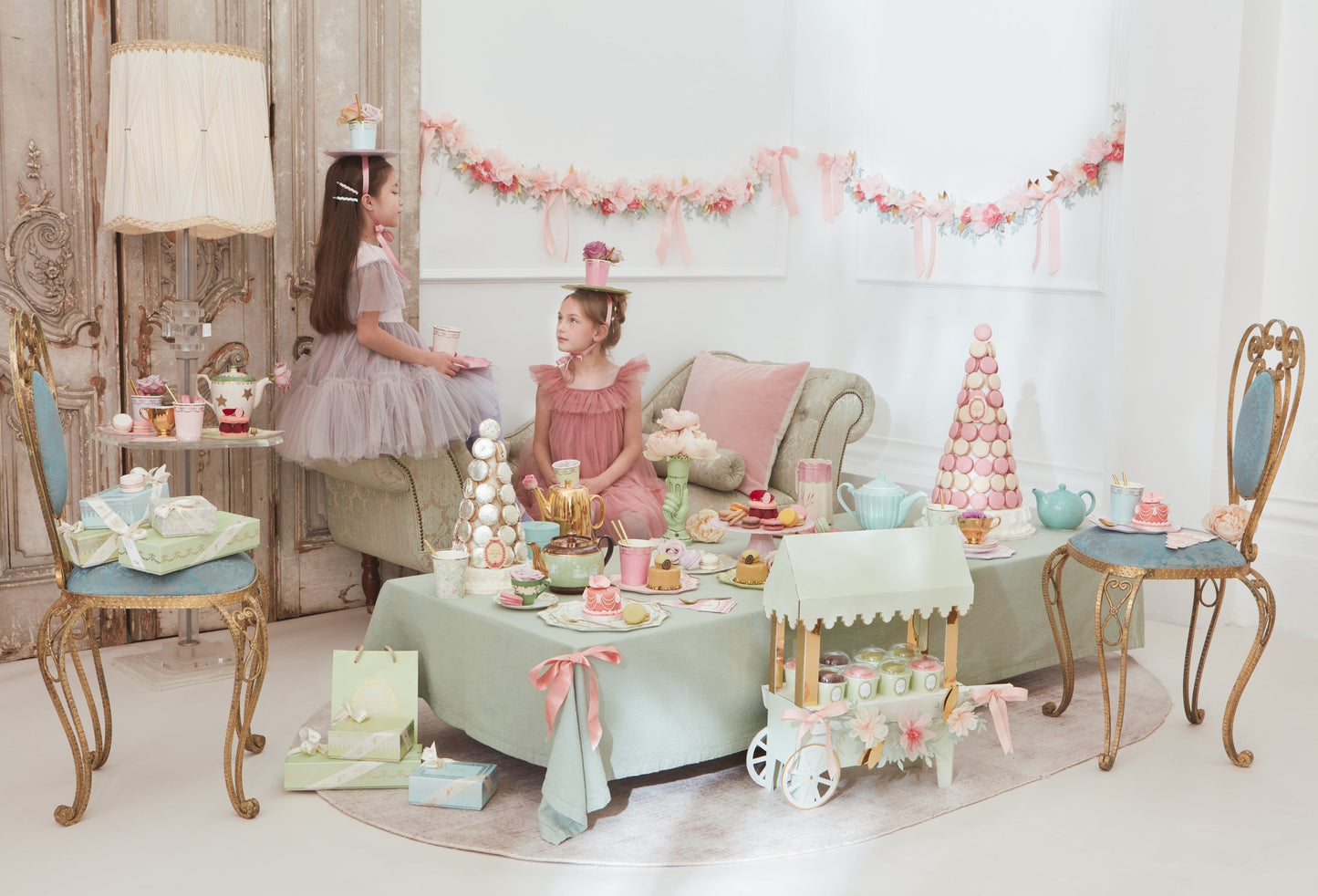 Meri Meri X Laduree Paris Macaron Pyramid Party Napkins
