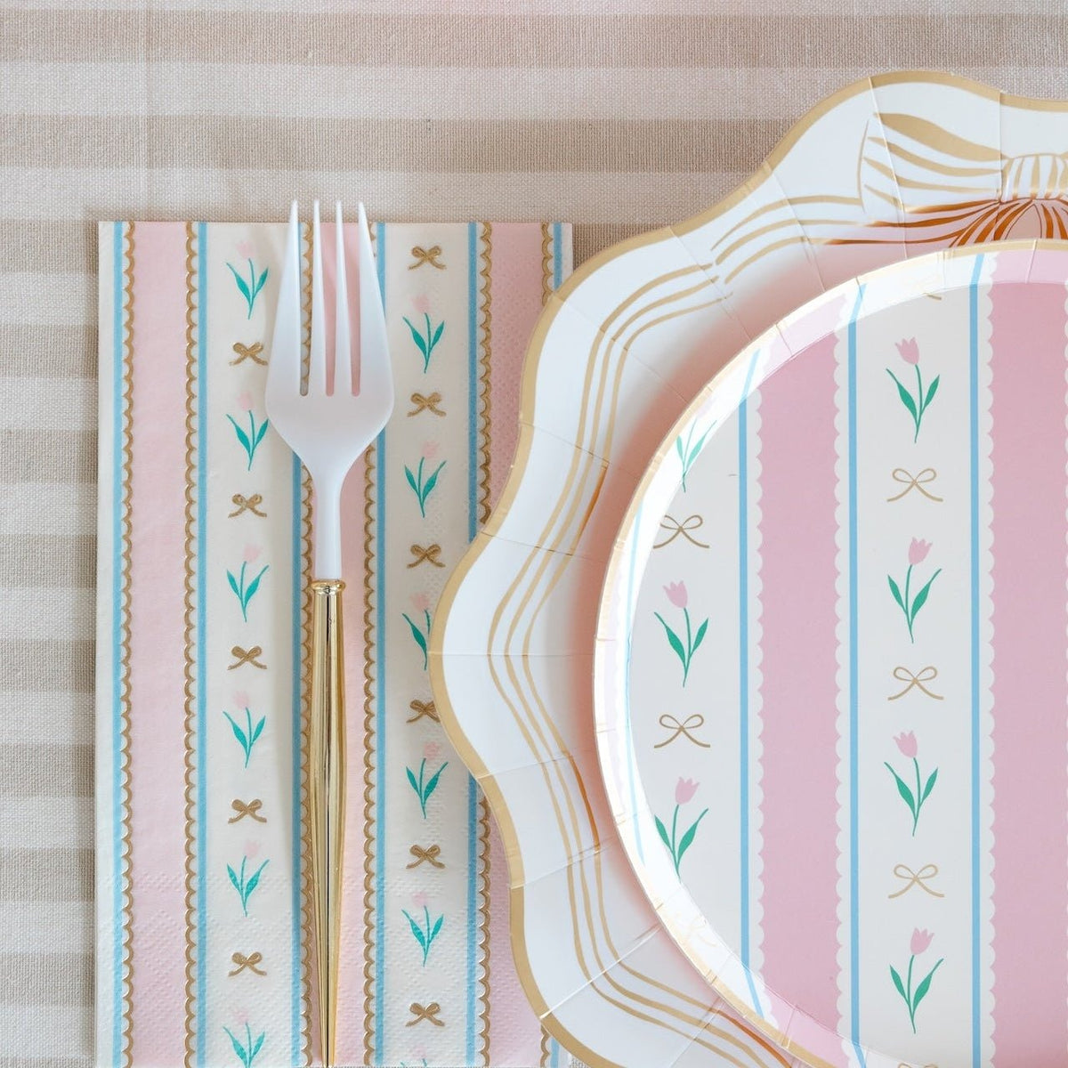 Elegant Cream & Gold Bow Dinner Plates