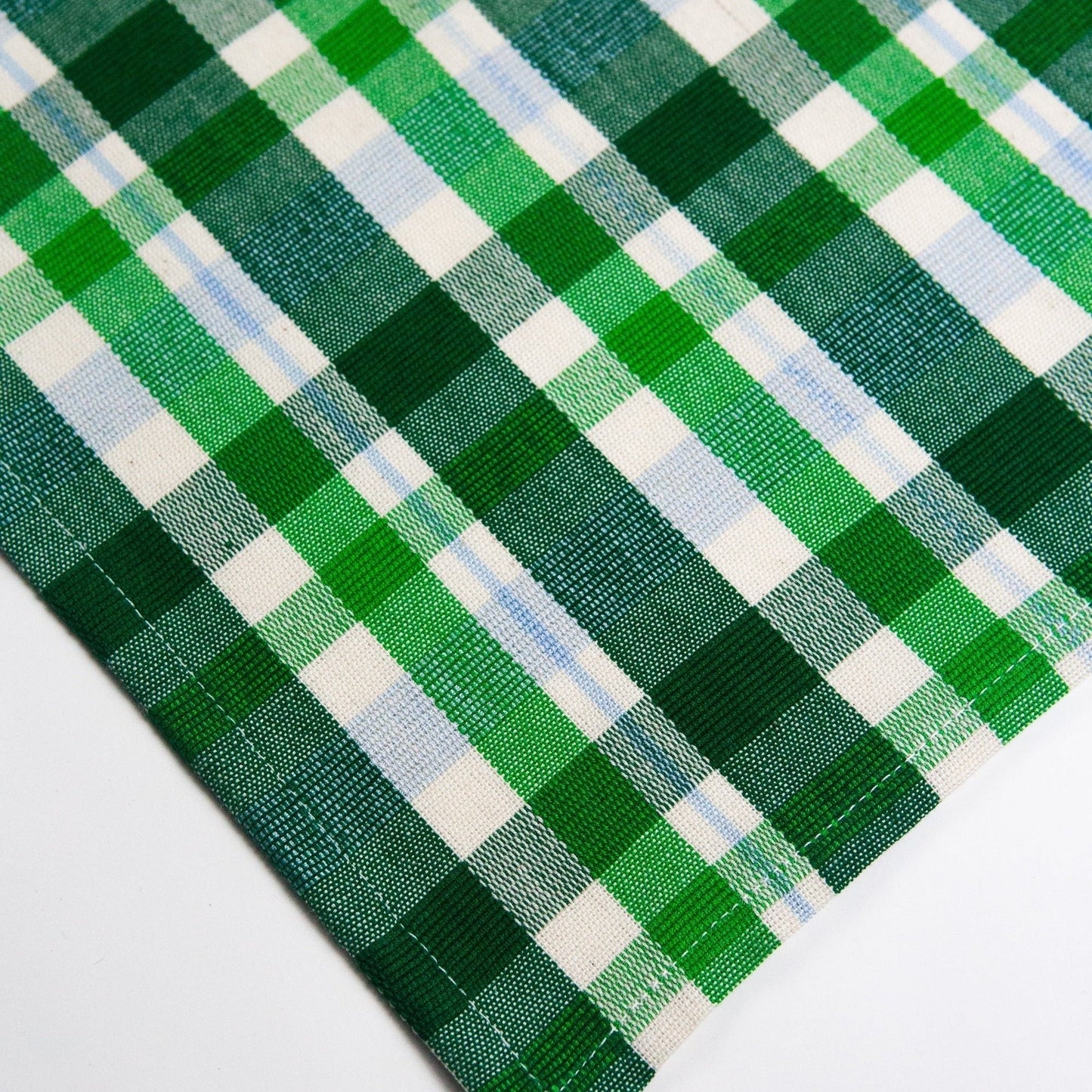 Josefina Plaid Table Runner