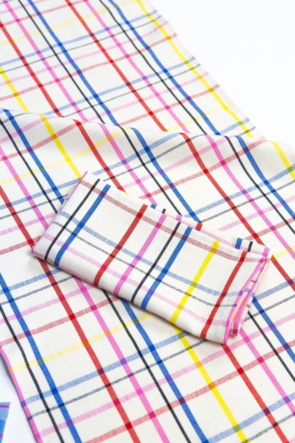 Vera Plaid Table Runner