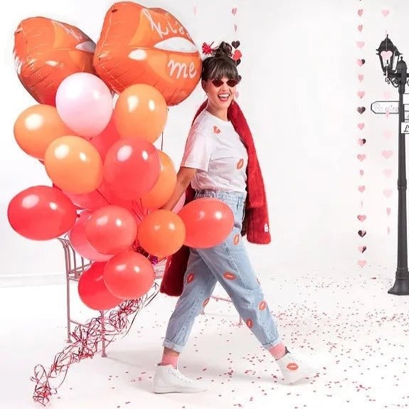 Kiss Me Lips Balloon