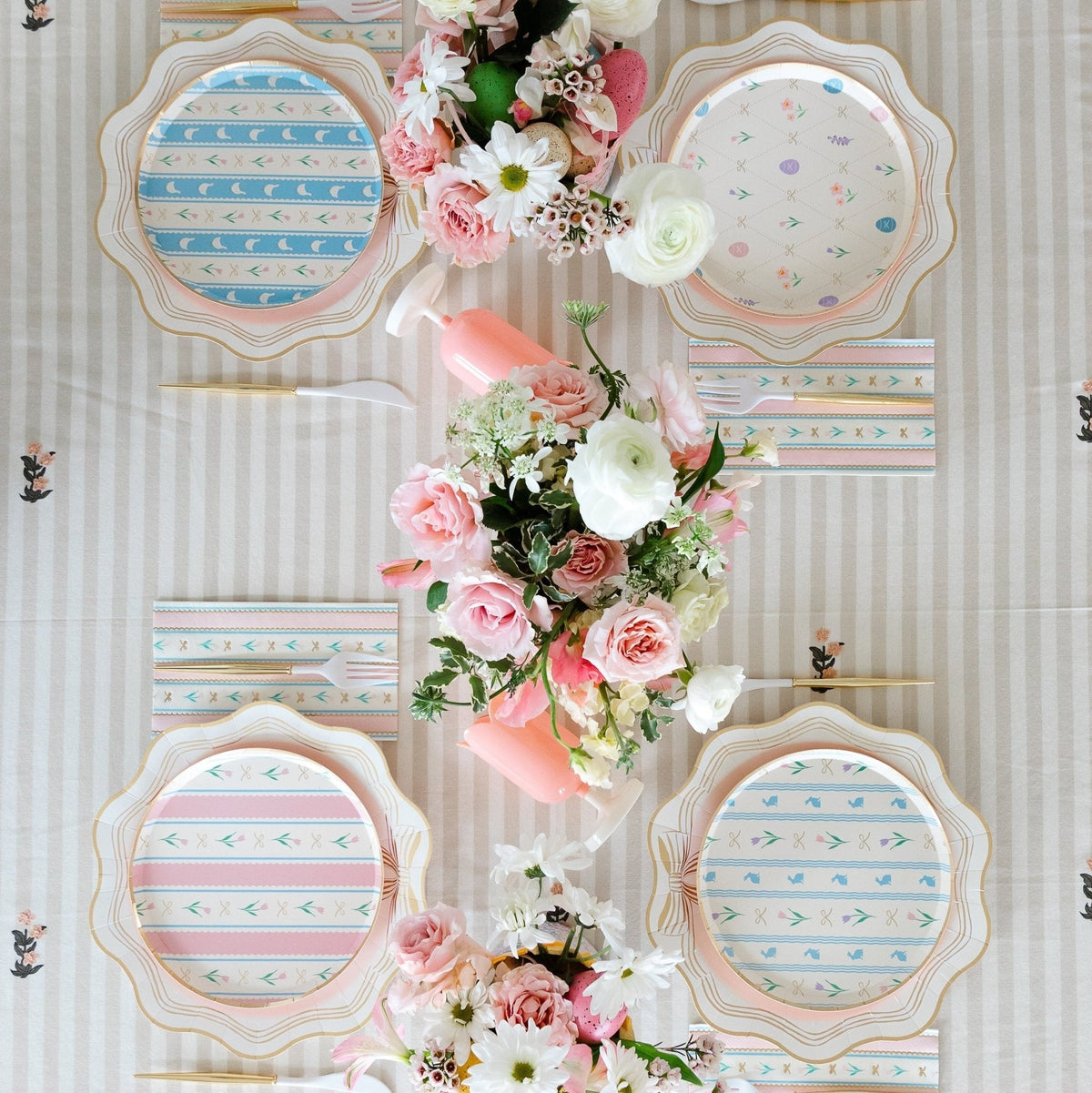 Elegant Cream & Gold Bow Dinner Plates