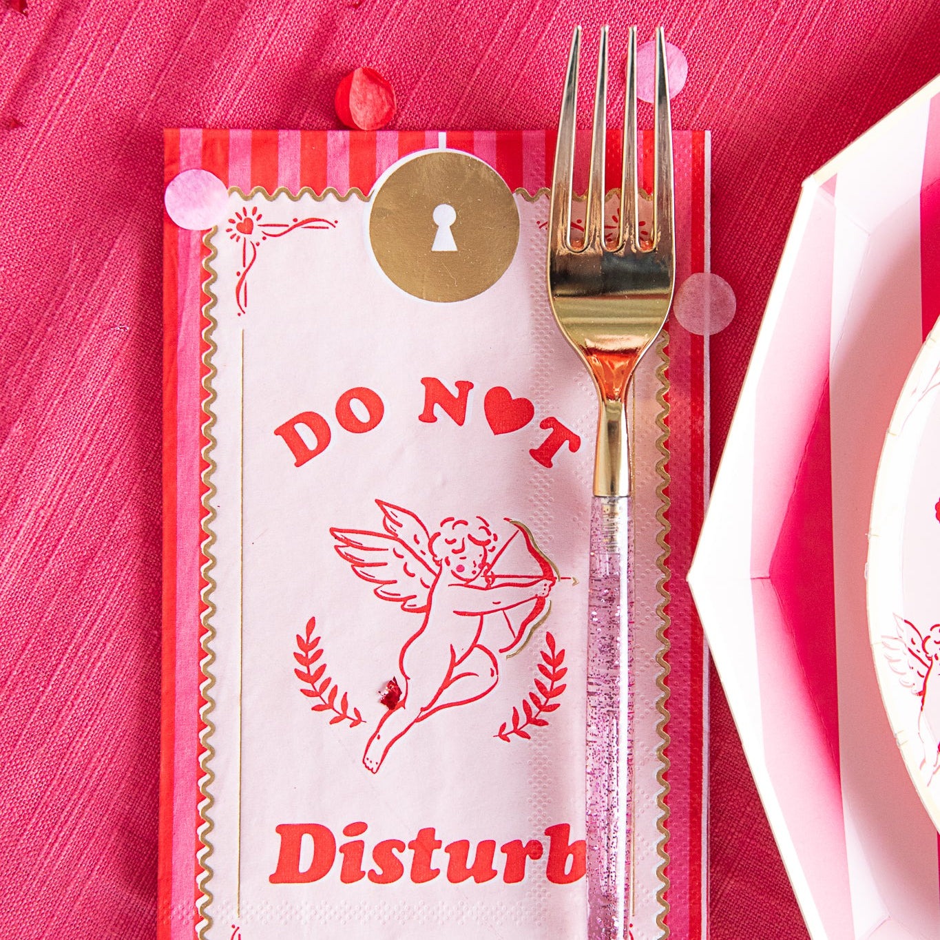 Cupid's Crush Do Not Disturb Guest Towels