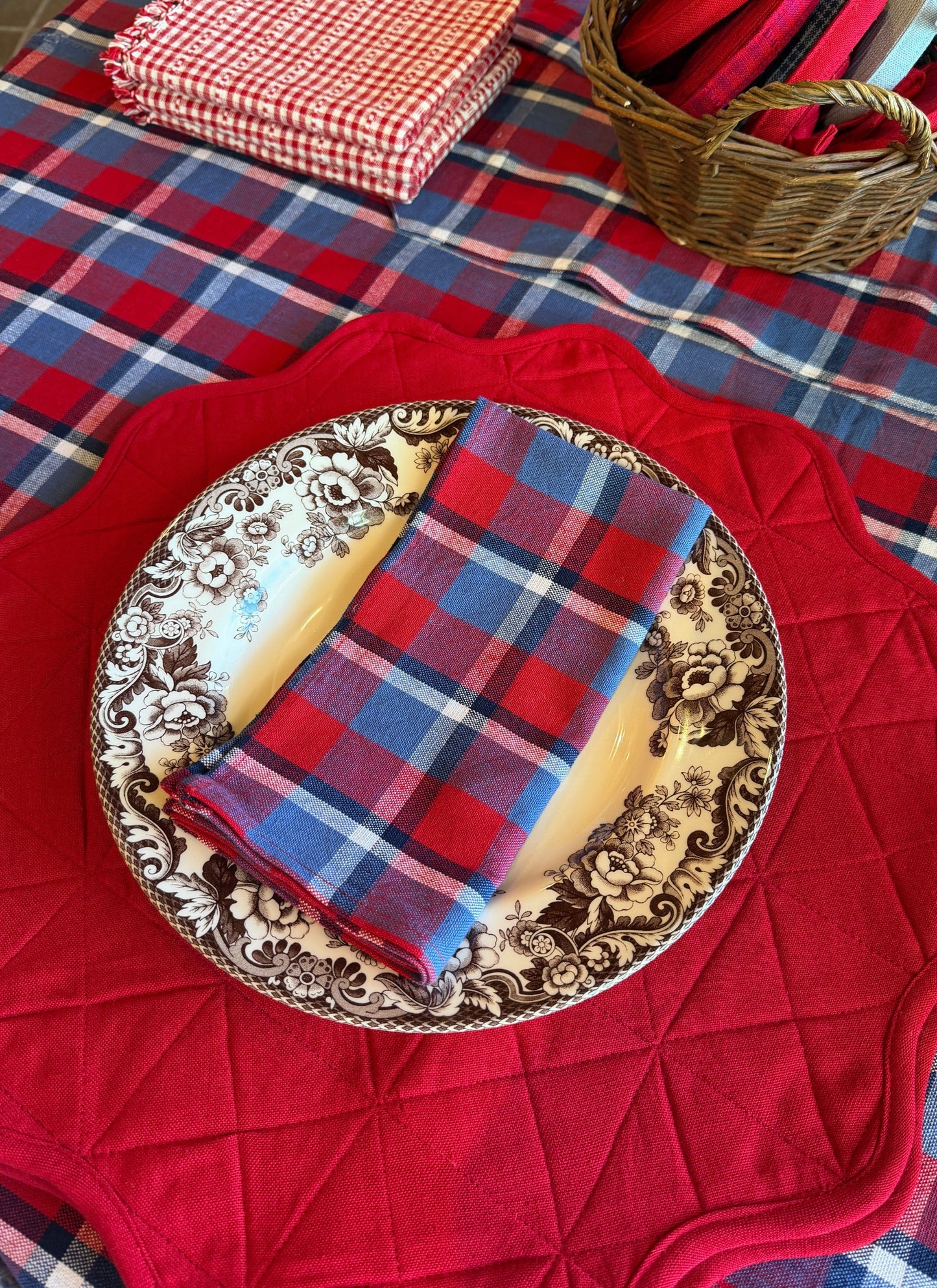 Betty Plaid Red Napkins
