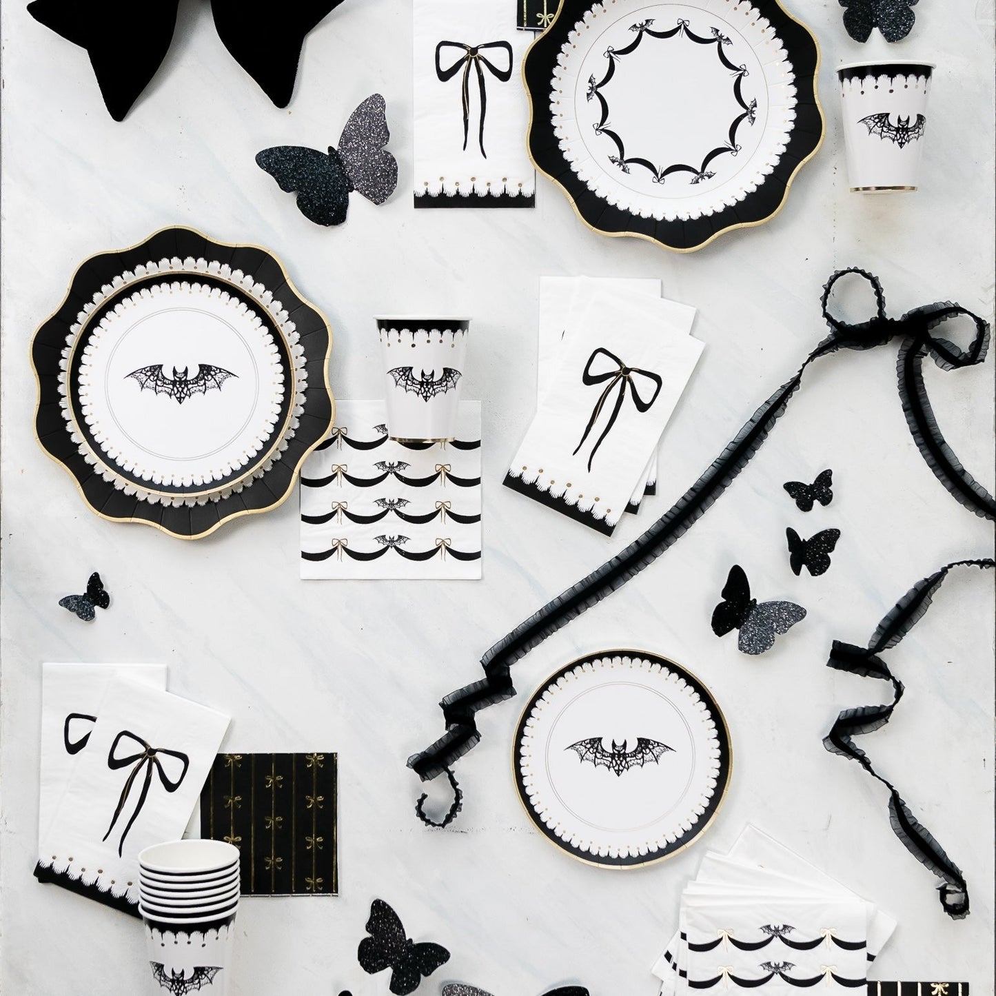 Black Noir & Gold Signature Bow Small Napkins