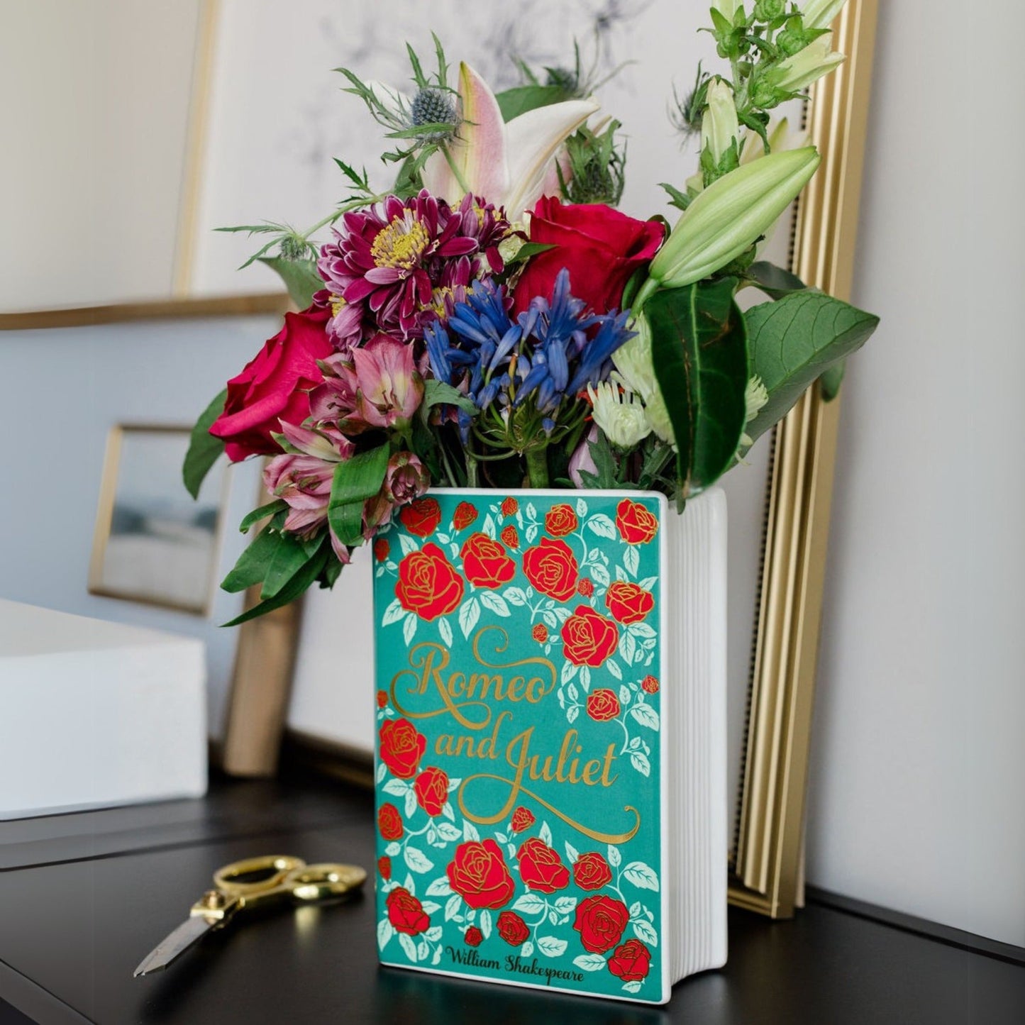 Romeo and Juliet Large Book Vase
