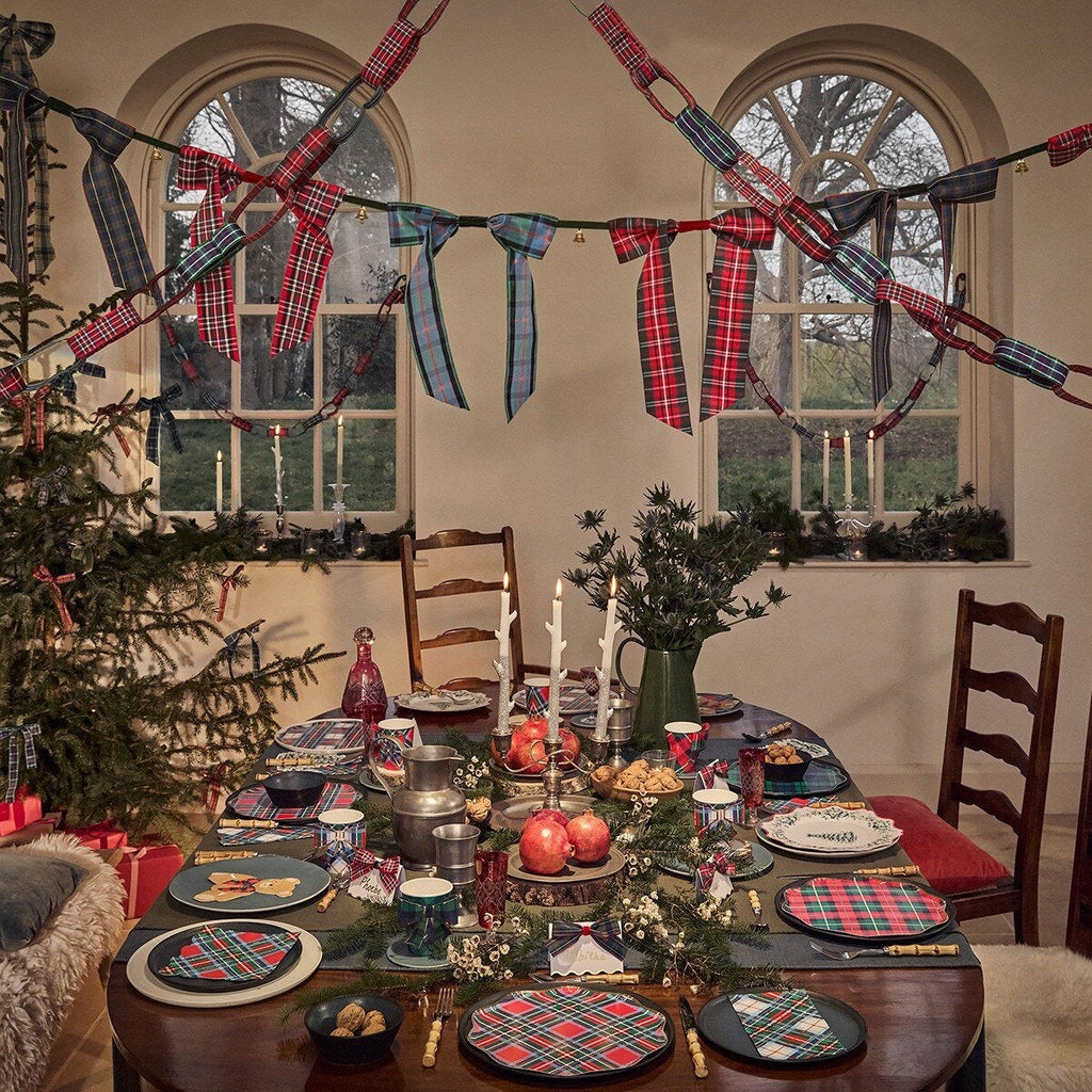 Plaid Chain Link Garland