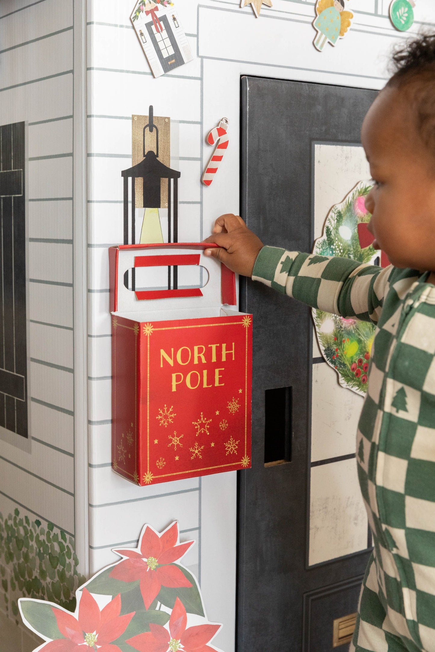 Playhouse Christmas Decor Kit