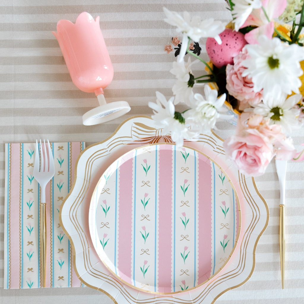 Pink Flower Shaped Plastic Cup