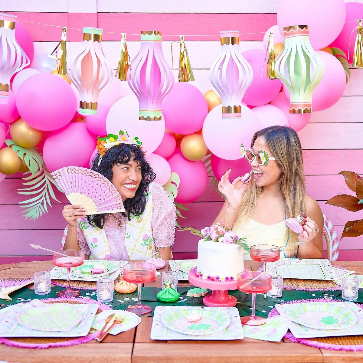 Cabana Club Balloon Garland (94 ct)