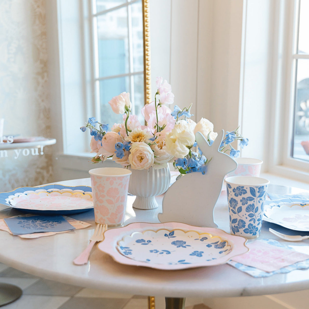 Belle Blue Elegant Floral Cups