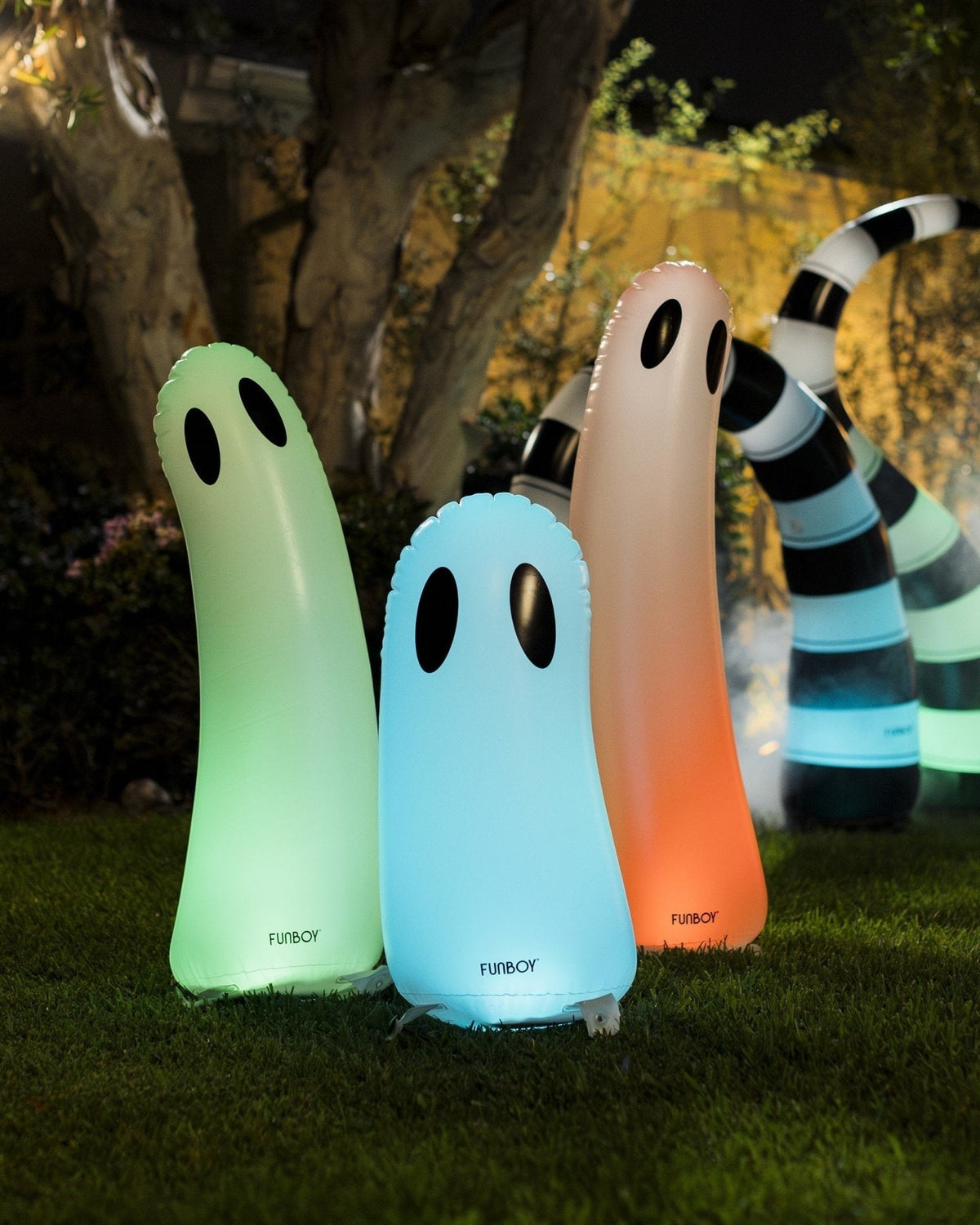 Inflatable Standing Halloween Ghost Decor