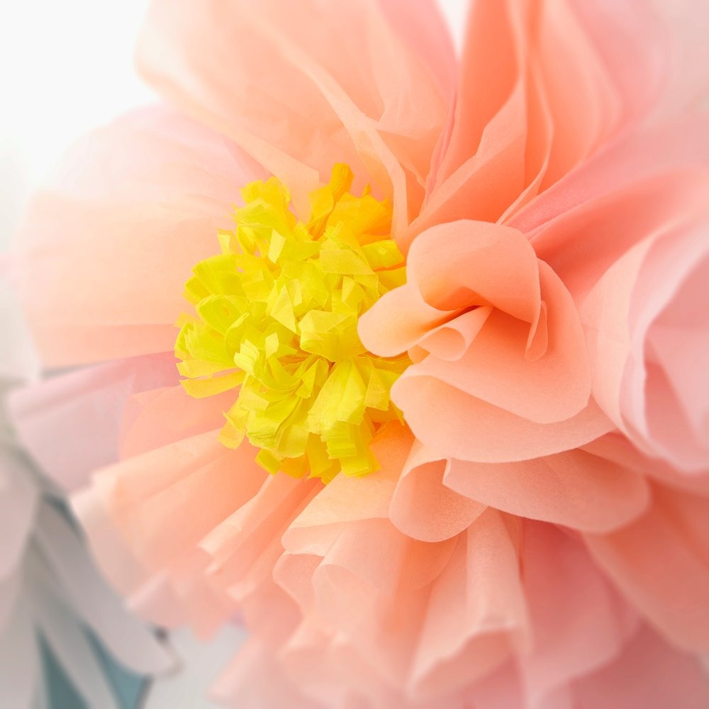 Flowers in Bloom Giant Garland Decoration