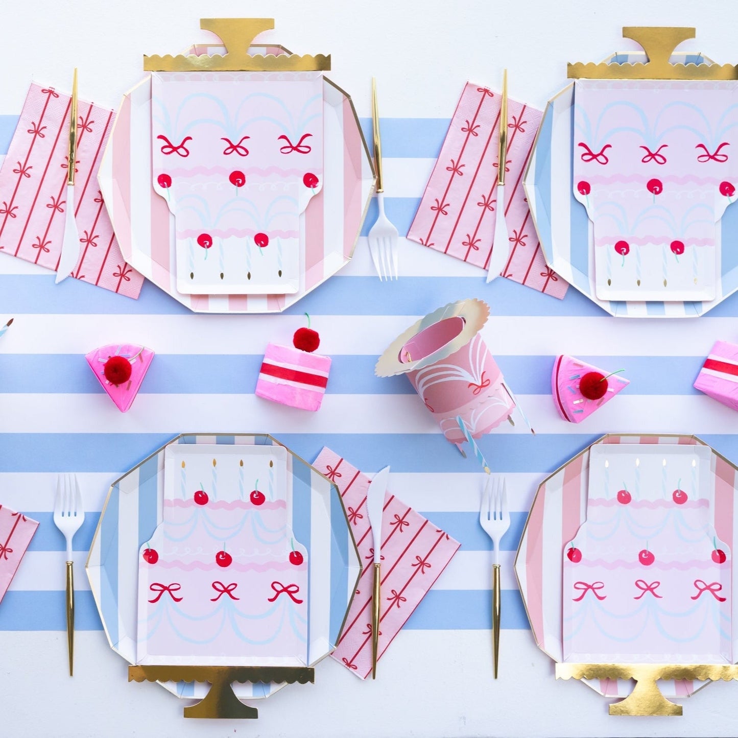 Signature Bow Large Napkins