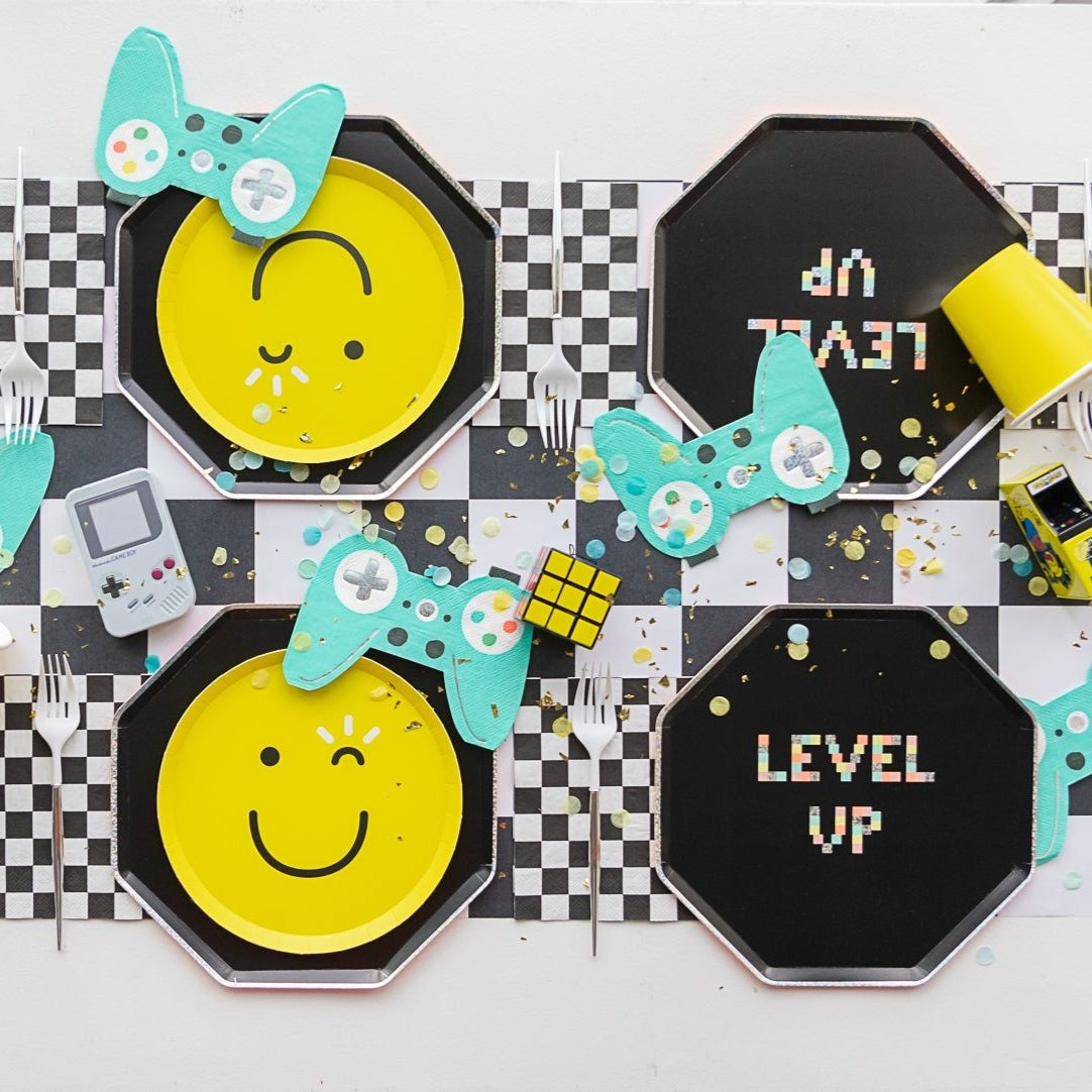 Black & White Checker Table Runner
