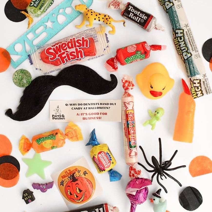 Black Plaid Jumbo Halloween Surprise Cracker