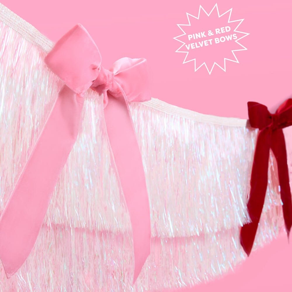 Bow Fringe Banner