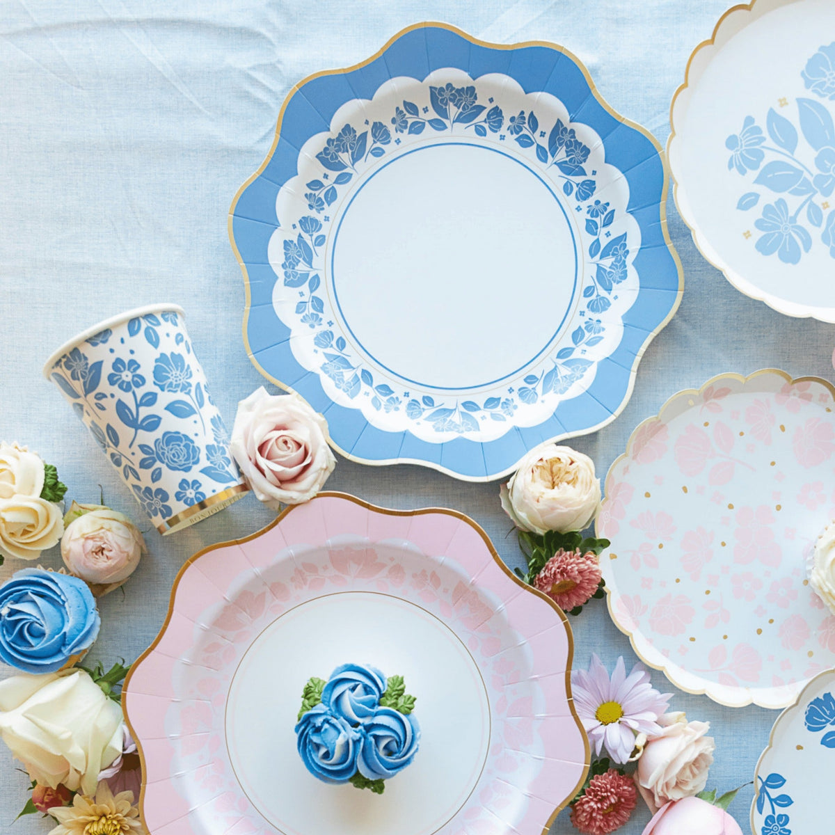 Belle Blue Elegant Floral Cups