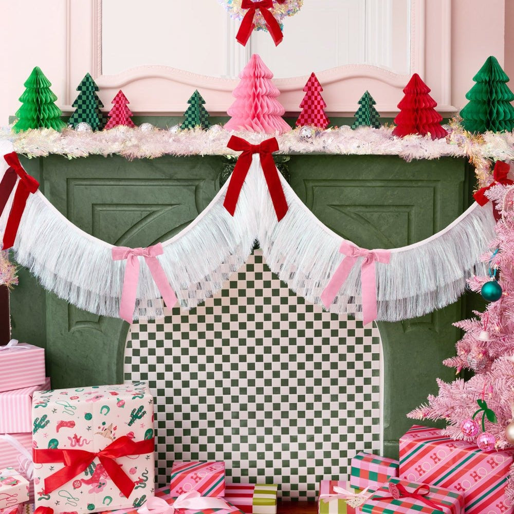 Bow Fringe Banner