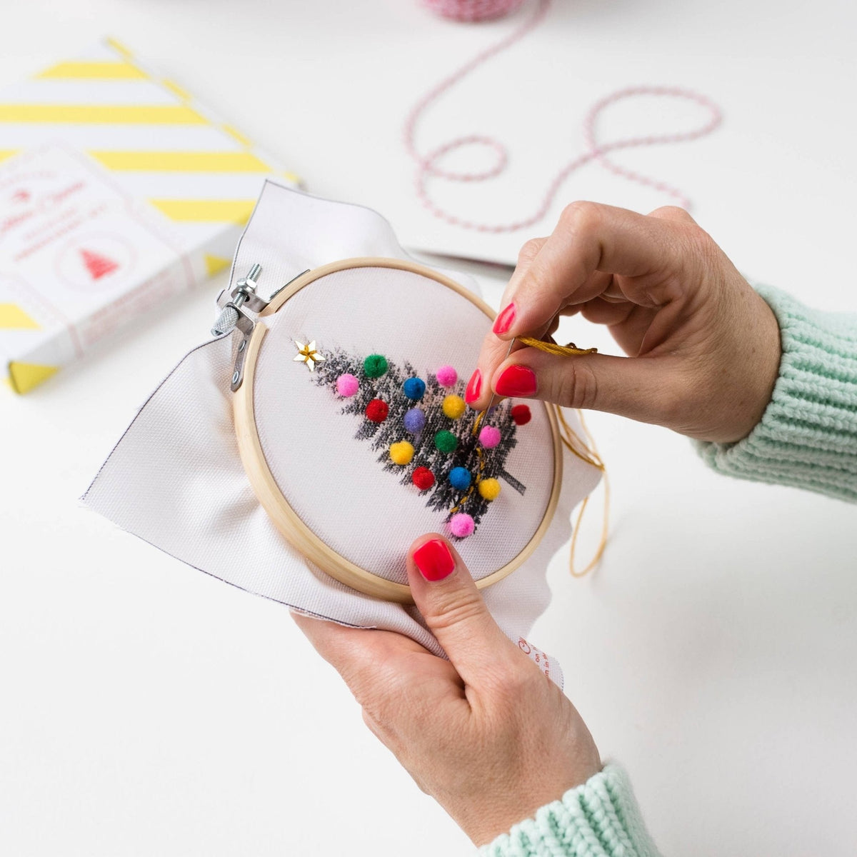 Christmas Tree Embroidery Hoop Kit: Light Blue