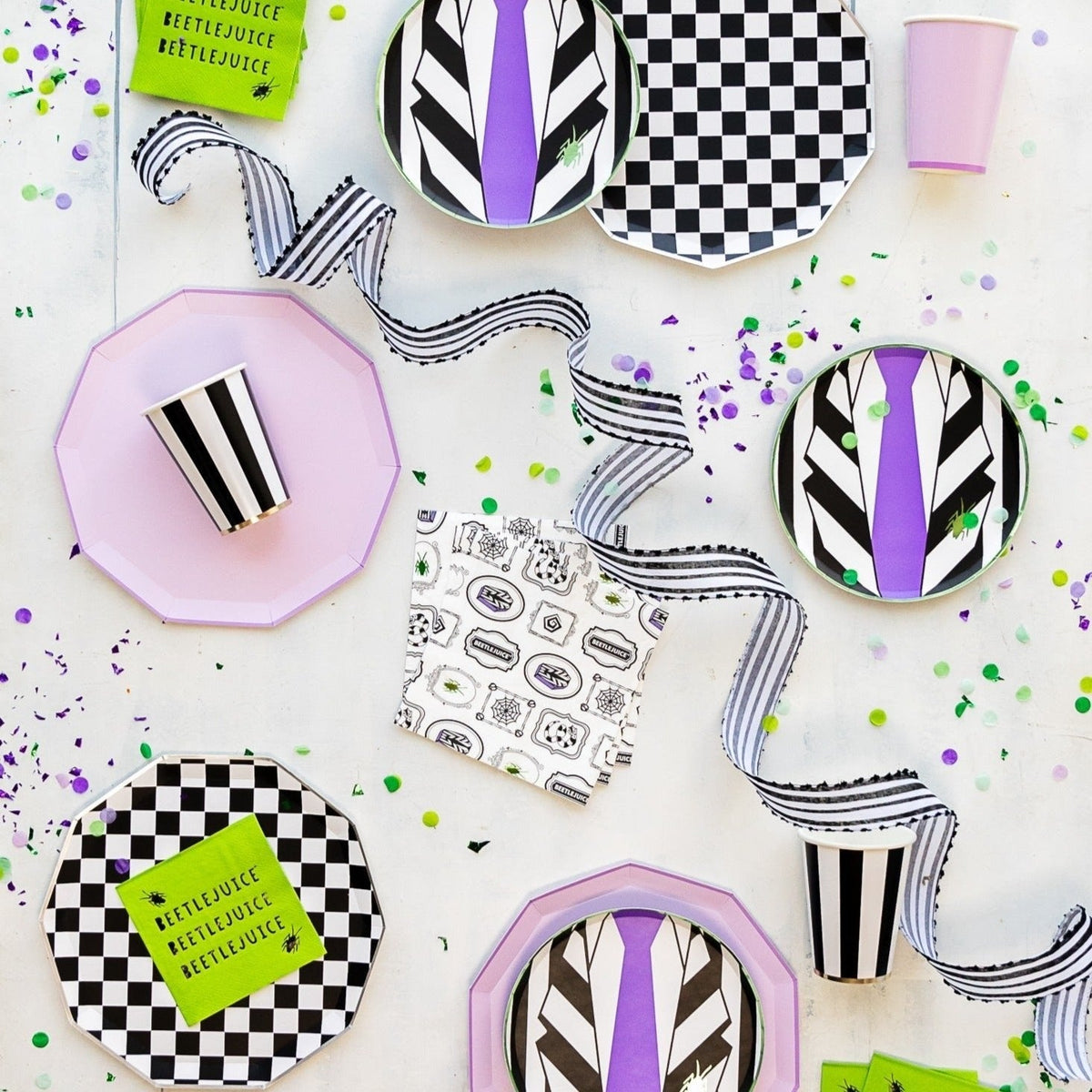 Black & White Signature Checker Large Plates