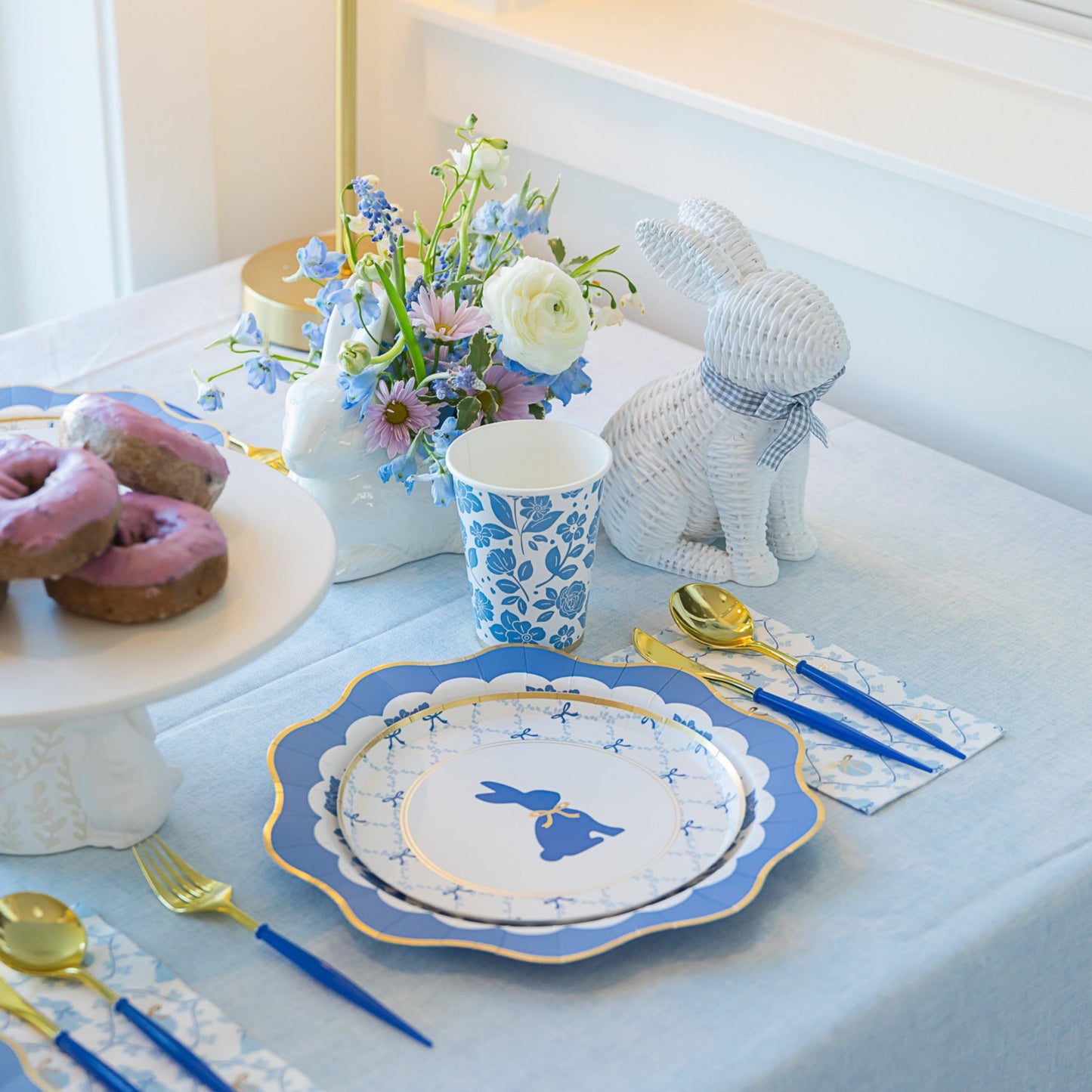 Belle Blue Elegant Floral Cups