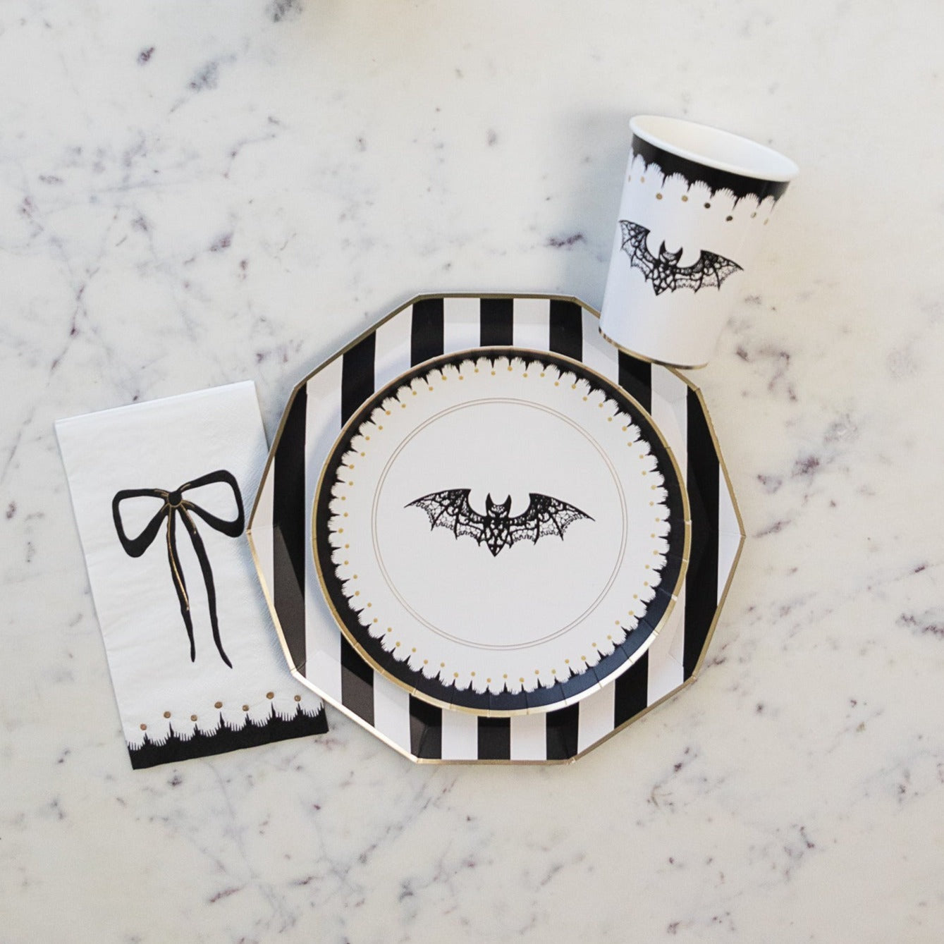 Elegant Halloween Cups