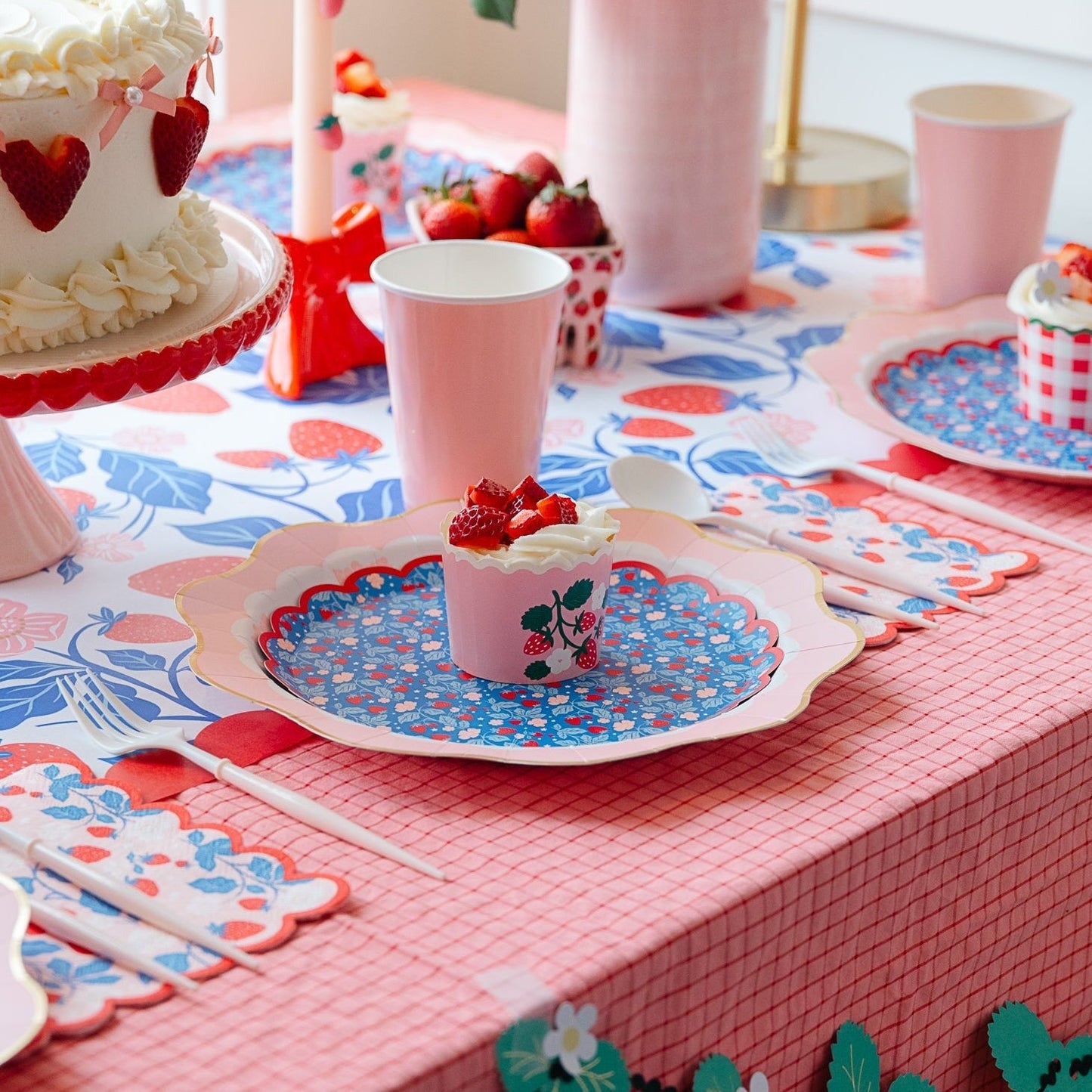 Summer Strawberry Large Napkins