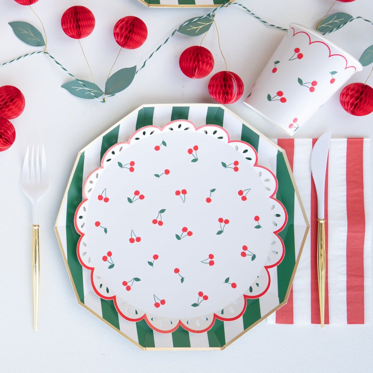 Fancy Gold and White Cutlery