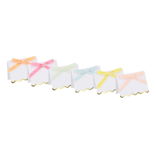 Pastel Velvet Bow Scalloped Place Cards