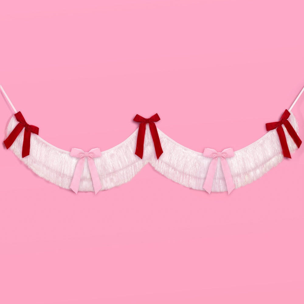 Bow Fringe Banner