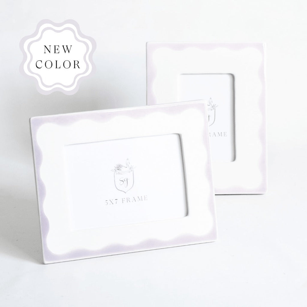 Customizable Scallop Picture Frame